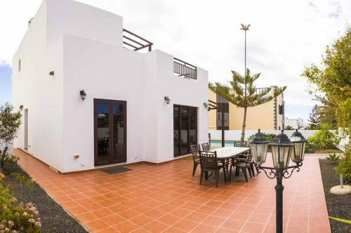 Villa Niteo House