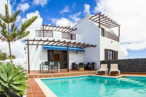 Villa Niteo House
