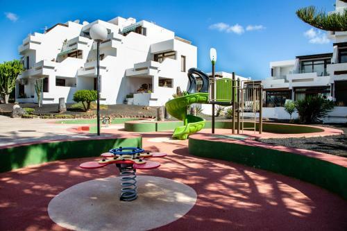 Los Molinos Holidays. 2 Bedrooms Apartment