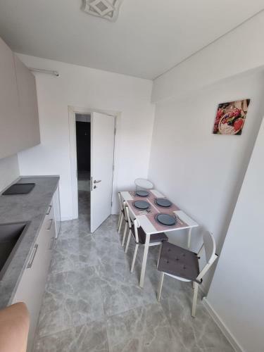 Apartamente Azra