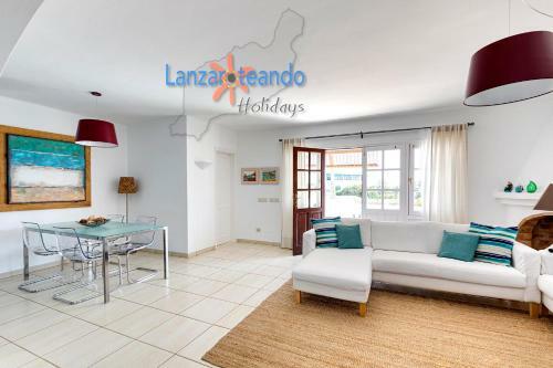 Seaside Luxury Villa With Private Heated Pool On Playa Bastian