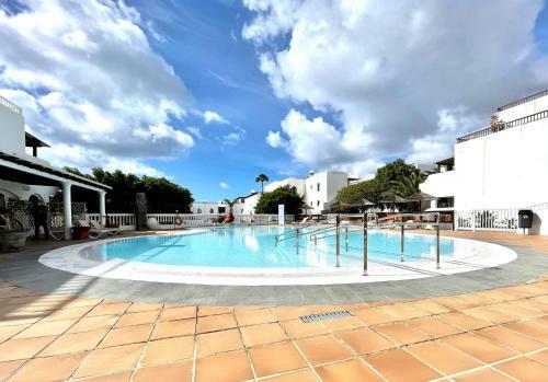 Nice Apartment, Wifi, Pool View Near Los Charcos Beach