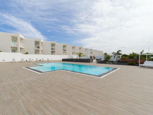 Moderno Apartamento Con Piscina En Costa Teguise