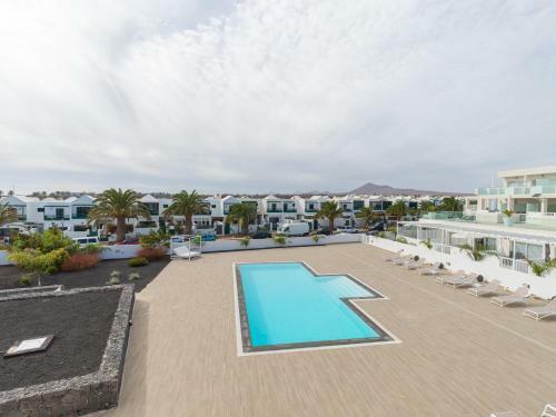 Moderno Apartamento Con Piscina En Costa Teguise