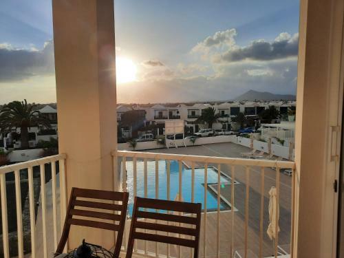 Moderno Apartamento Con Piscina En Costa Teguise
