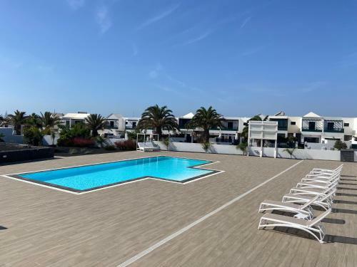 Apartamento Piso Tranquilo,piscina Comunitaria.zona Tur�stica