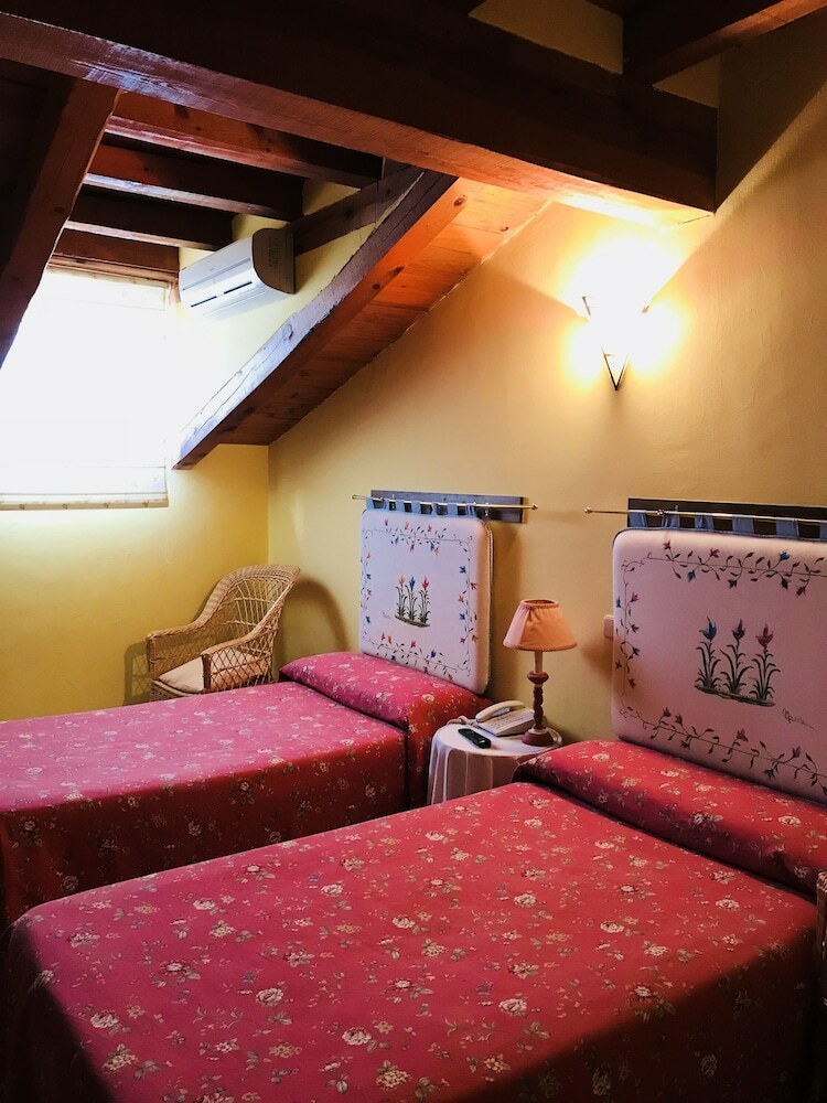 Hostal Burgos
