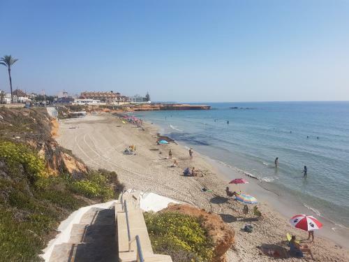 Gestionar Exclusive And Luxurious 3 Bed Apartment On The Beach Front