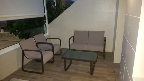 Gestionar Exclusive And Luxurious 3 Bed Apartment On The Beach Front