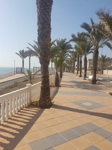Gestionar Exclusive And Luxurious 3 Bed Apartment On The Beach Front