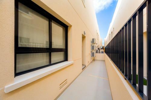 Luxurious 2 Bedroom Apartment Near The Beach