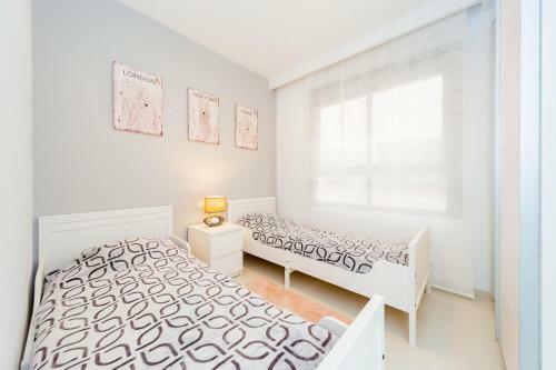 Luxurious 2 Bedroom Apartment Near The Beach