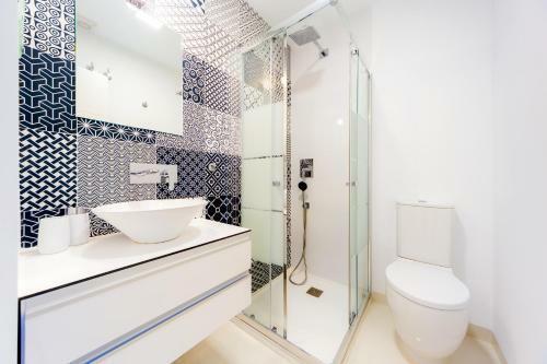 Luxurious 2 Bedroom Apartment Near The Beach