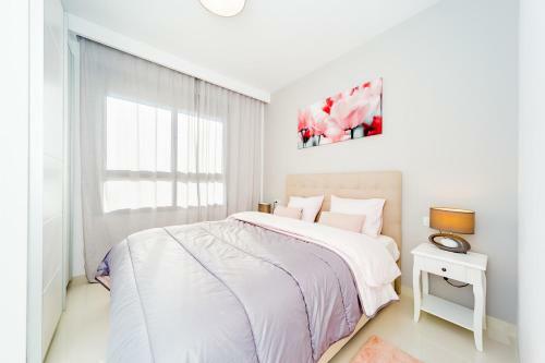 Luxurious 2 Bedroom Apartment Near The Beach