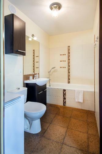 W&k Apartments - Compact III