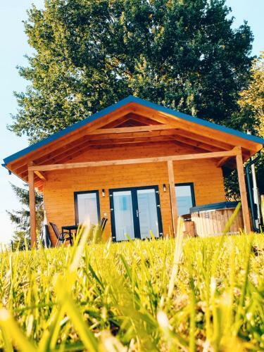 Jerzykowy Domek Z Bali? - W?r�d P�l ,lasu I Rzeki