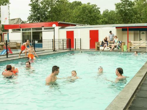 Chalet Recreatiepark de Friese Wadden1