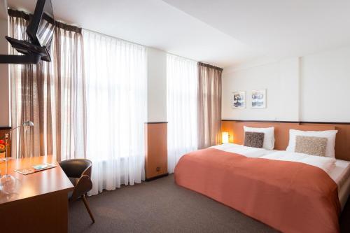 Stadshotel De Paris