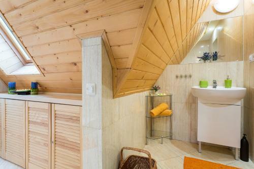 Apartament Pomara?czowy Z Basenem I Saun?