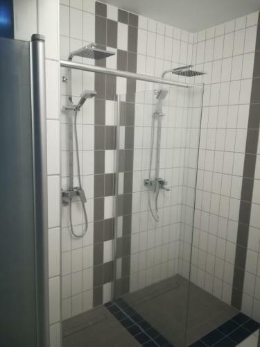 Apartament Pomara?czowy Z Basenem I Saun?
