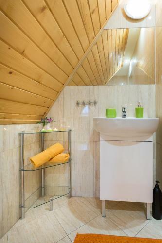 Apartament Pomara?czowy Z Basenem I Saun?