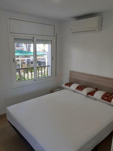 Apartamentos Dins Mar Apto. 4