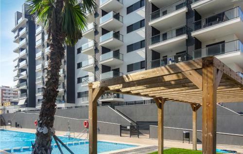 Awesome Apartment In Gand�a With 2 Bedrooms