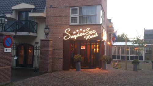 Appartement Hotel Driebanen***/suydersee Hotel****