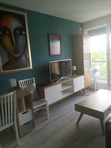 Max Apartments