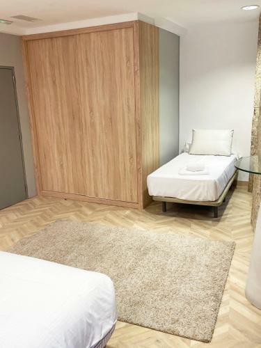 Hostal Pensi�n Iacobus Suites