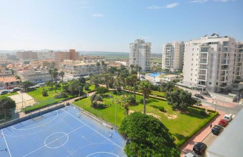 7th Floor Beachfront Apartment With Stunning Views