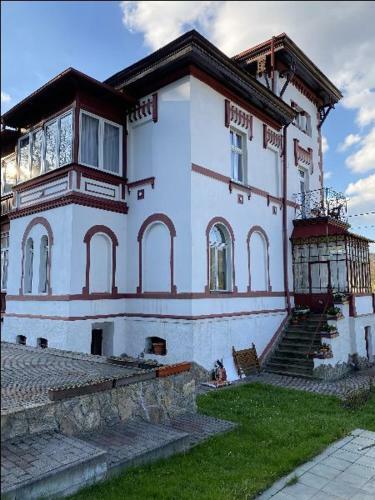 Villa Rossa