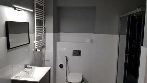 Avalon Apart 1