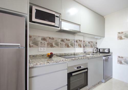 R&e Apartments