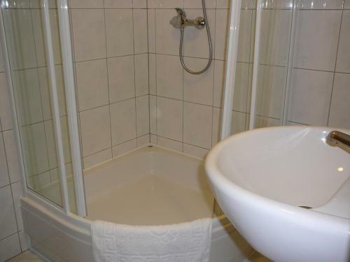 Bed & Breakfast Rezydencja Nad Jeziorem ?ebsko