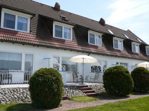 Bed & Breakfast Rezydencja Nad Jeziorem ?ebsko