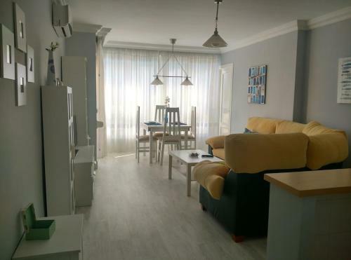 Apartamento Cristal, C�ntrico, Luminoso, Amplio, 3 Dormitorios