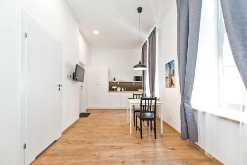 Piotrkowska Studio Apartments