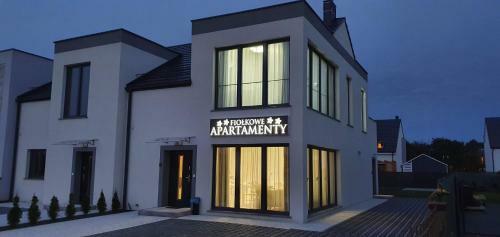 Fio?kowe Apartamenty W Dolinie Baryczy de Lux