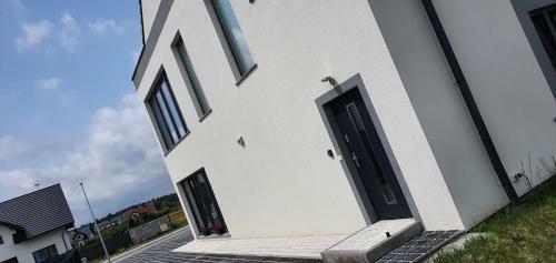 Fio?kowe Apartamenty W Dolinie Baryczy de Lux