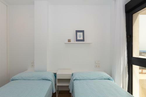 Terraza Del Mar: Apartamento Con Terraza Y Piscina