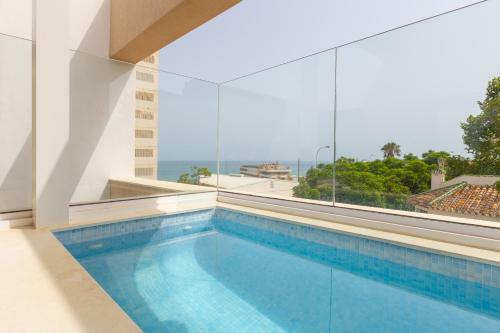 Terraza Del Mar: Apartamento Con Terraza Y Piscina
