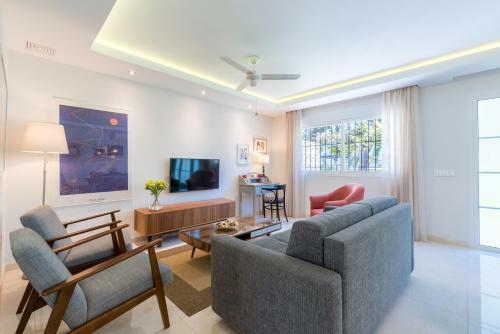 La Rosa Home