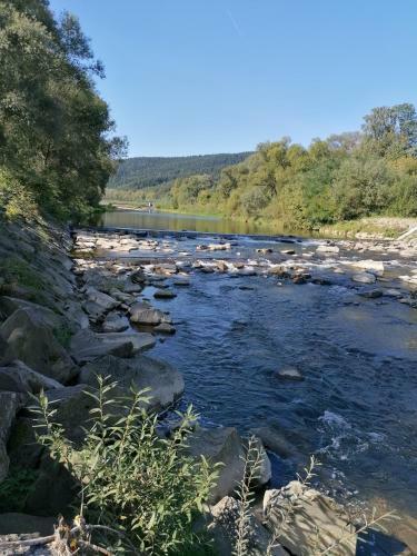Pokoje Nad Rab?