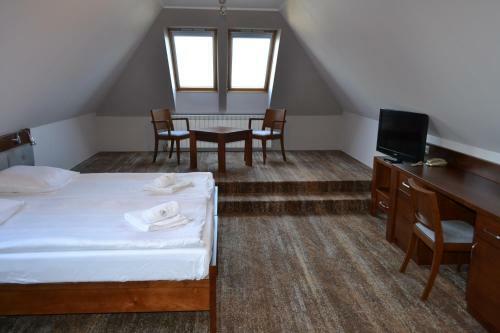 Hotel Lokis