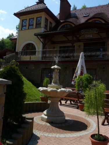 Hostal Pensjonat Czardasz