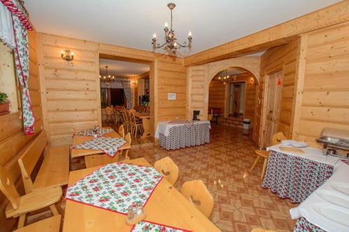 Bed & Breakfast Willa U Tutki