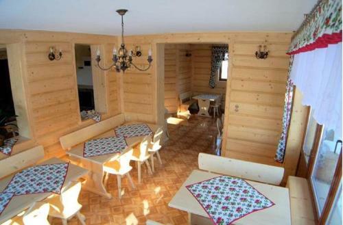 Bed & Breakfast Willa U Tutki