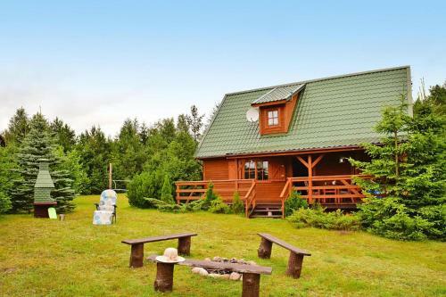 Holiday Home, Niesiolowice