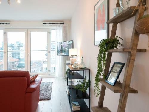 Short Stay Beach Apartment II